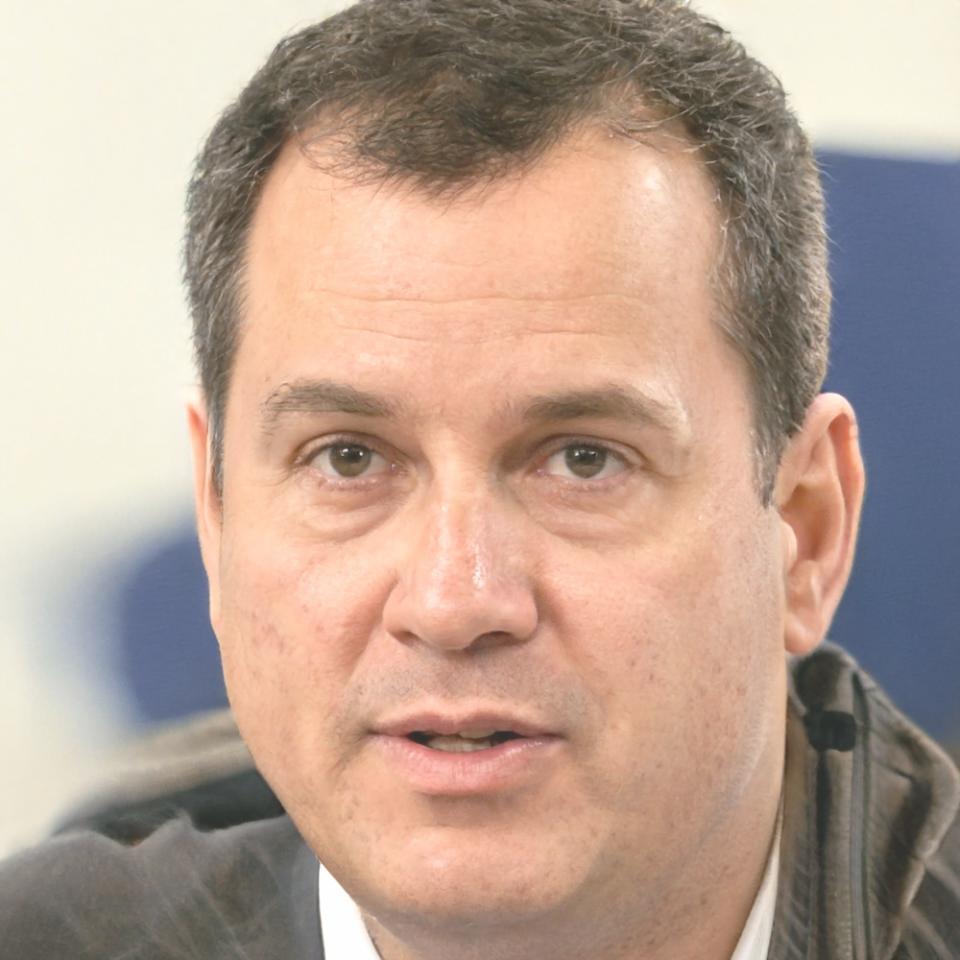 Дмитрий Волков